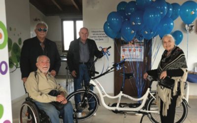SoCrem donazione Bicicletta degli abbracci per Associazione Autismo Livorno